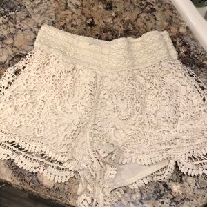 Lace cream high waisted shorts